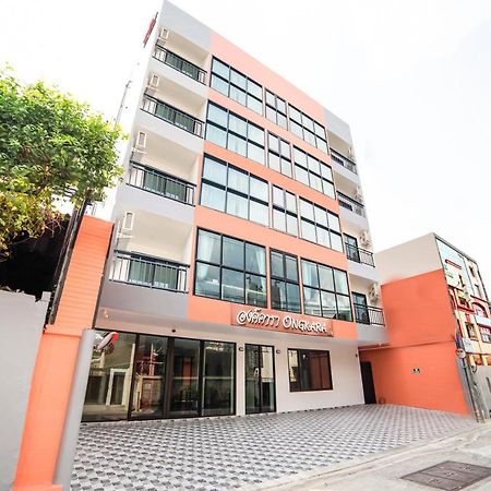 Ongkara Near Bts Thonglor Hotel Banguecoque Exterior foto