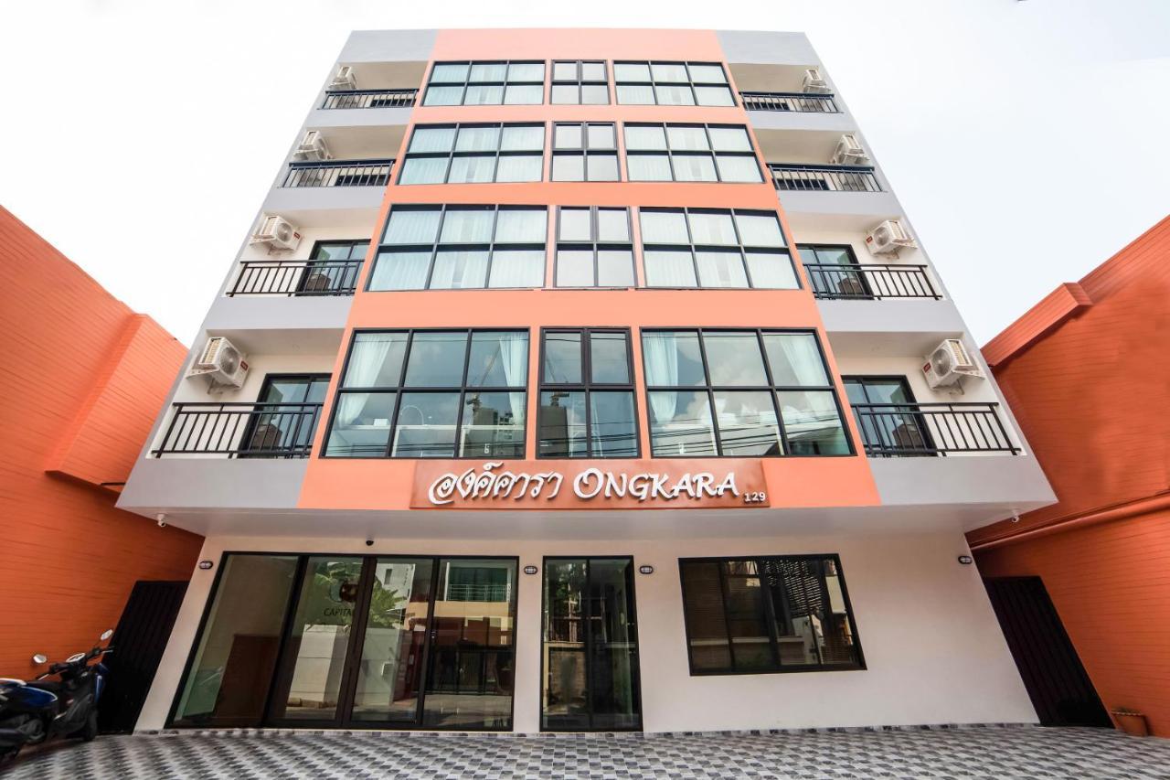 Ongkara Near Bts Thonglor Hotel Banguecoque Exterior foto