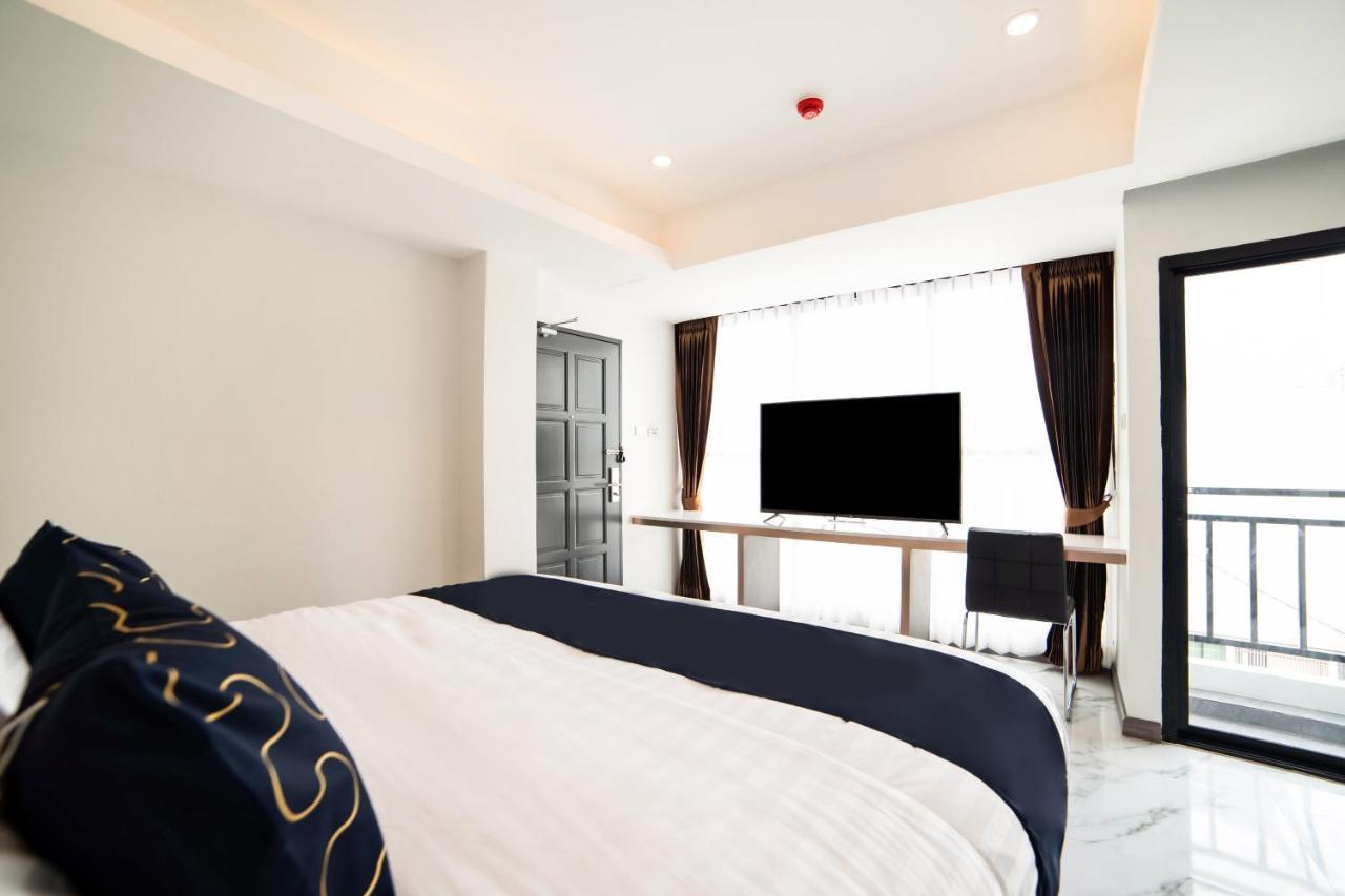 Ongkara Near Bts Thonglor Hotel Banguecoque Exterior foto